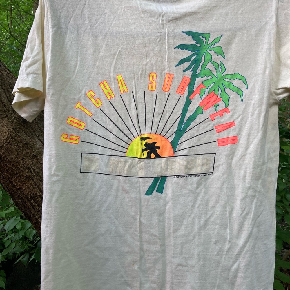 Vintage 1987 Single Stitch Gotcha Surf Wear Boys Medium Cream Skateboarding